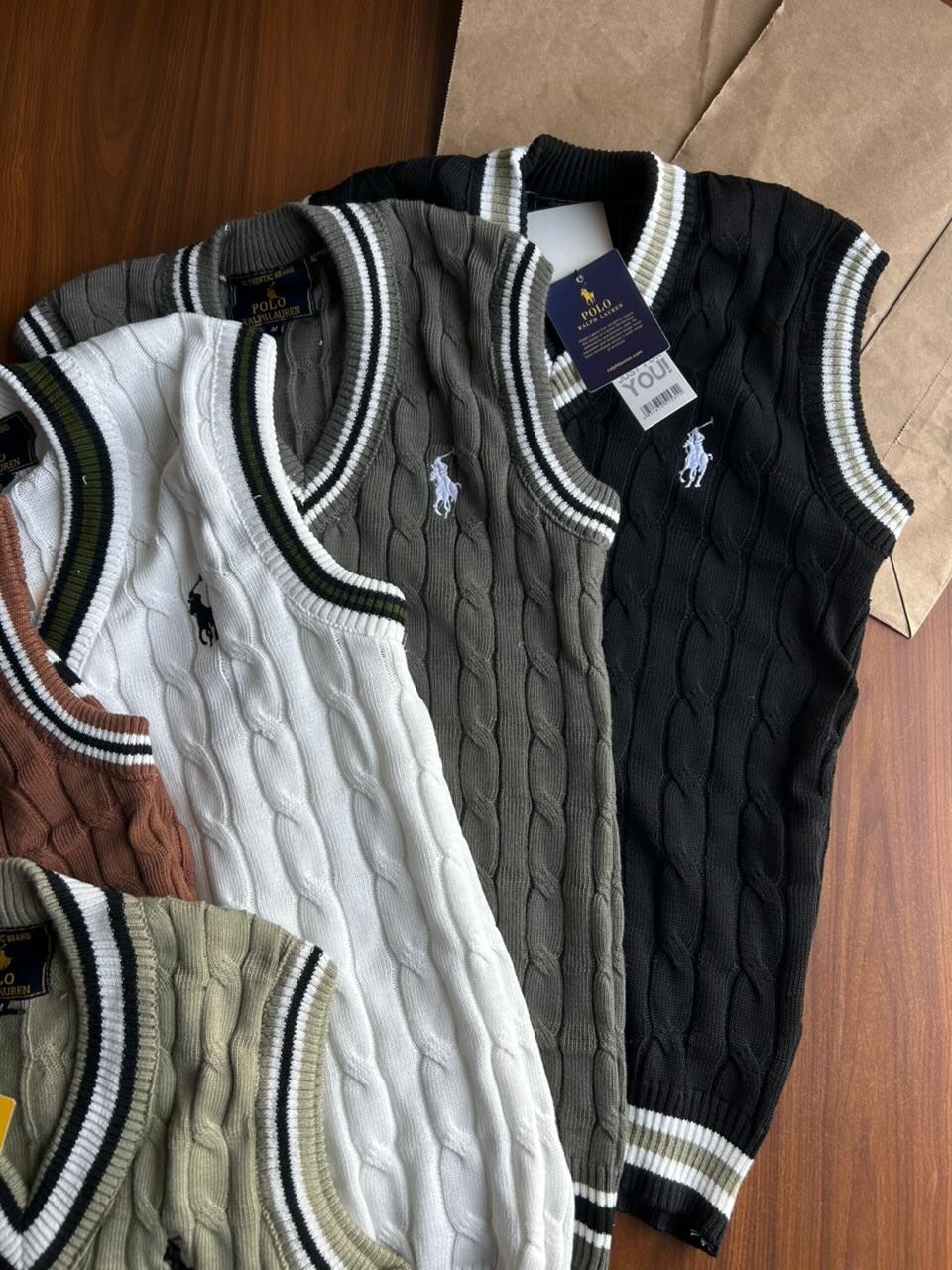 Polo Ralph Lauren cable-knit V-neck sweater vests(PACK OF 3)